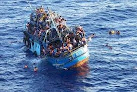 110 پناهجو در امواج خروشان مدیترانه غرق شدند