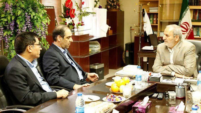 &nbsp;نشست مشترک کتانباف شهردار اهواز و کشانی مدیرعامل فولاد خوزستان