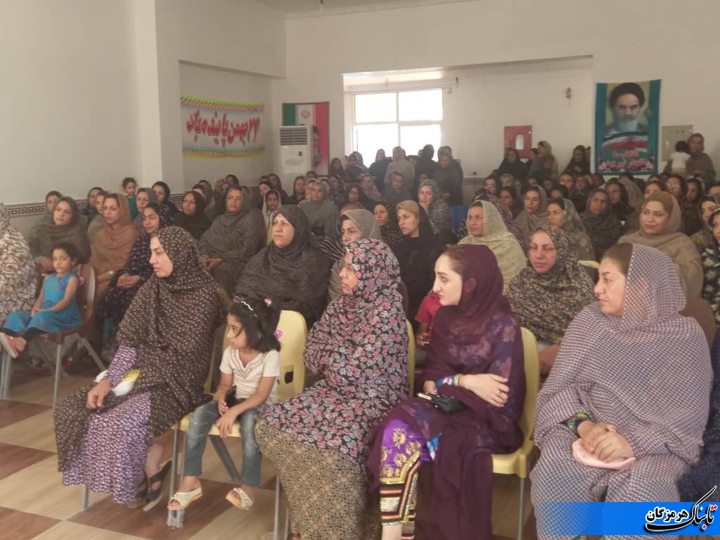 آزمون صنایع دستی در روستای سرخون برگزار شد