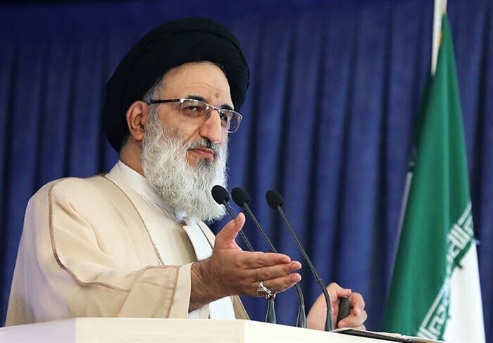 واکنش خطیب جمعه کرج به لایحه حجاب واکنش خطیب جمعه کرج به لایحه حجاب