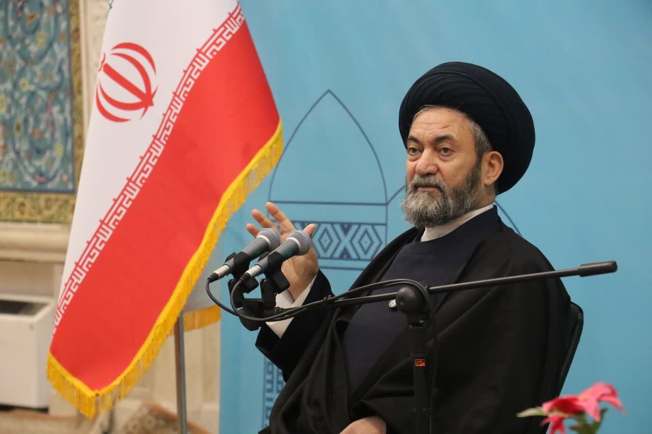 حضور در راهپیمایی ۲۲ بهمن بالاترین صیانت از کشور است حضور در راهپیمایی ۲۲ بهمن بالاترین صیانت از کشور است