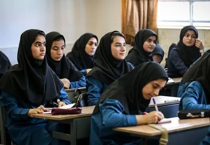 بحران در معدل امتحانات نهایی لرستان/ این زنگ خطر نیست، خود خطر است
