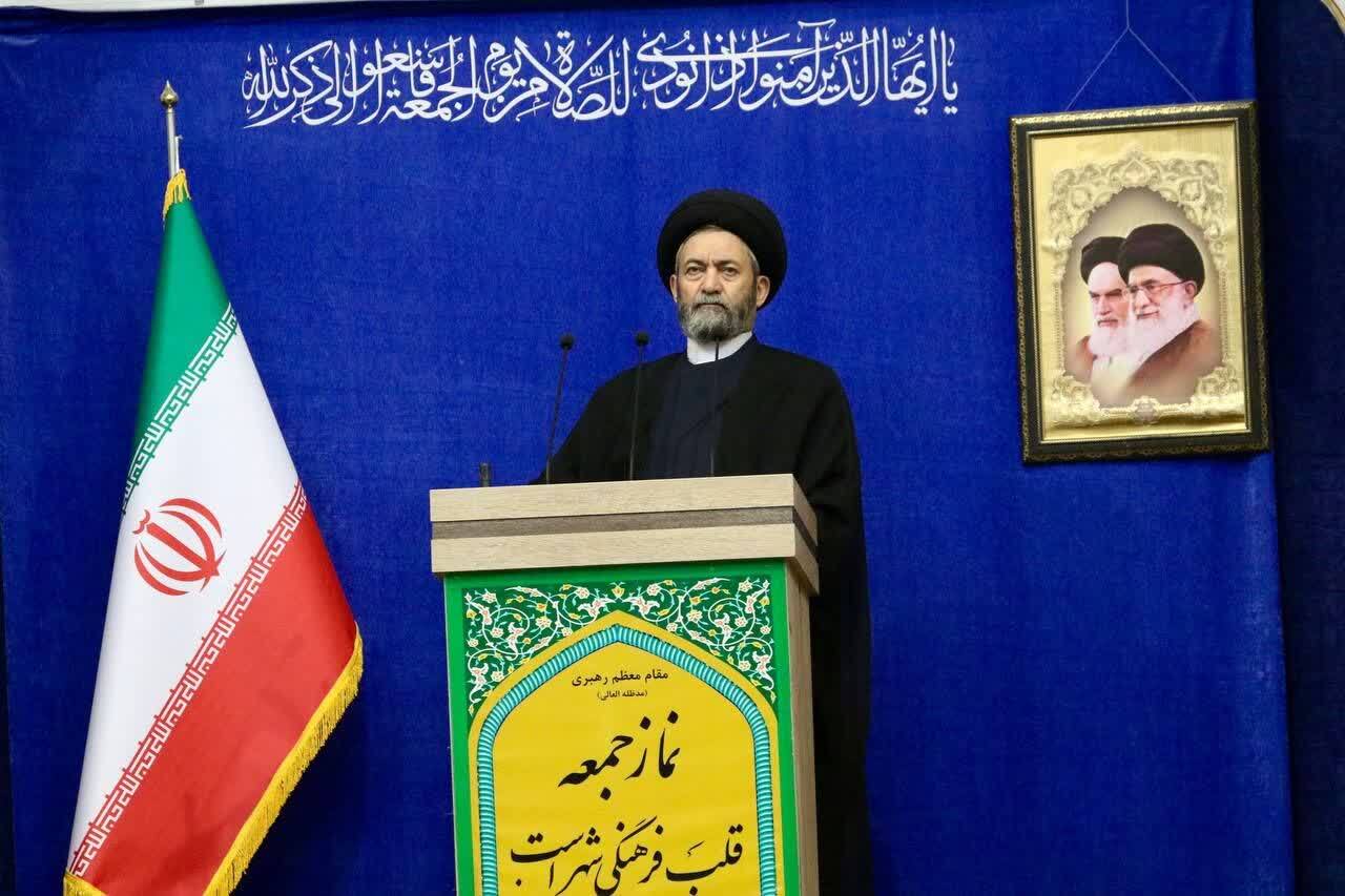 سفر جولانی به آمریکا بسیار عبرت آمیز است. سفر جولانی به آمریکا بسیار عبرت آمیز است.