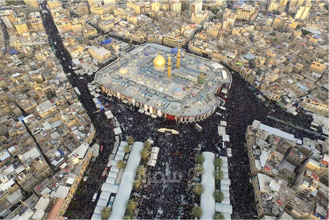 راهپیمایی اربعین؛ عظیمترین میعادگاه جهان در چشمانداز تاریخ/ من ایرانم و تو عراقی، چه فراقی... راهپیمایی اربعین؛ عظیمترین میعادگاه جهان در چشمانداز تاریخ/ من ایرانم و تو عراقی، چه فراقی...