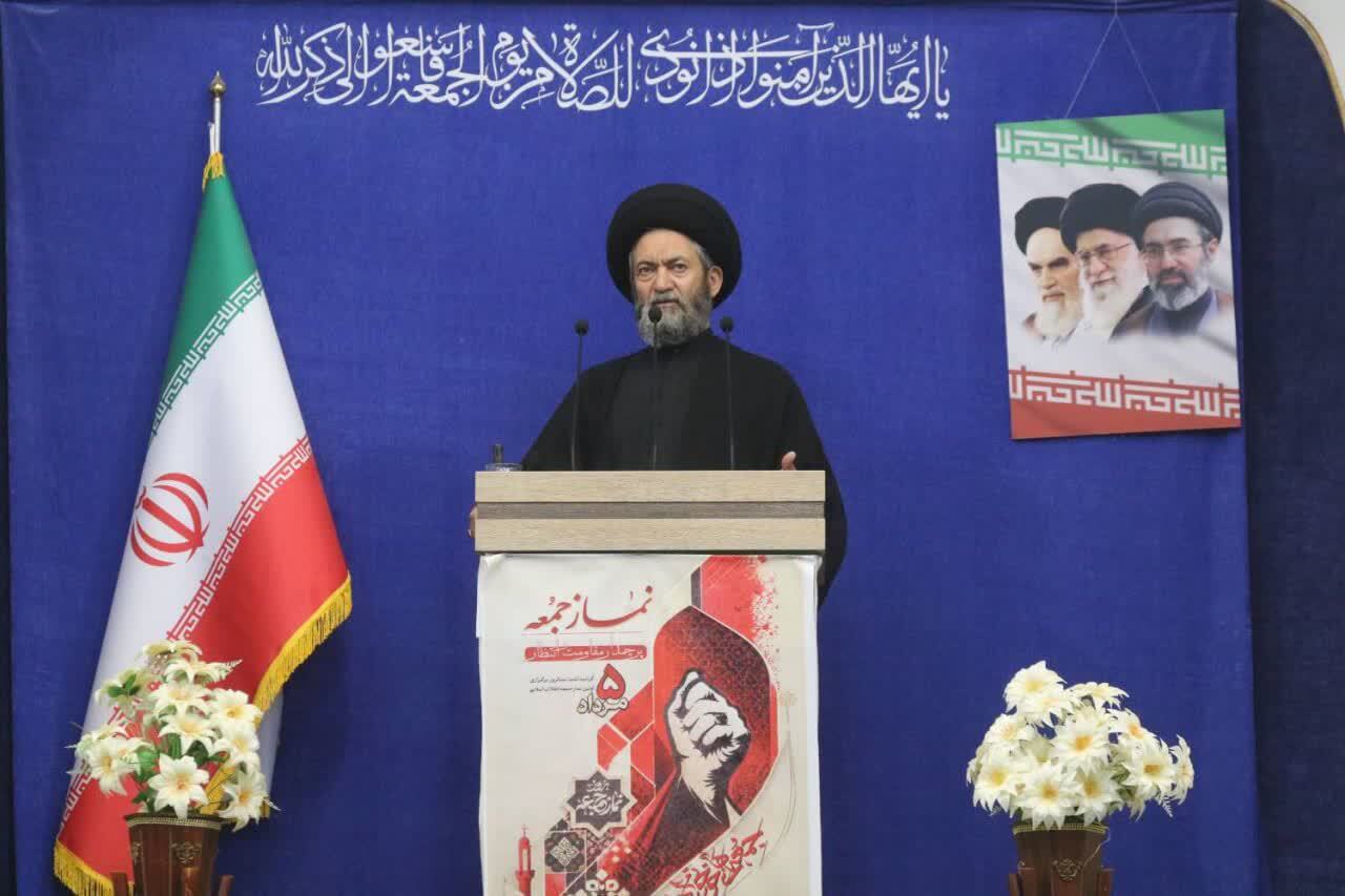 دروغ بستن به رهبری قطعاً جرم بسیار بزرگی است/ راهپیمایی اربعین قیام محشر در این دنیاست دروغ بستن به رهبری قطعاً جرم بسیار بزرگی است/ راهپیمایی اربعین قیام محشر در این دنیاست