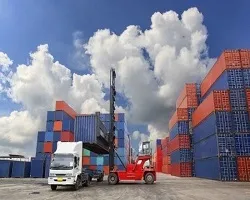 افزایش 176 درصدی درآمد گمرک استان اصفهان