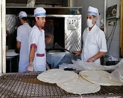 کاهش گرانفروشی در نانوایی‌ها