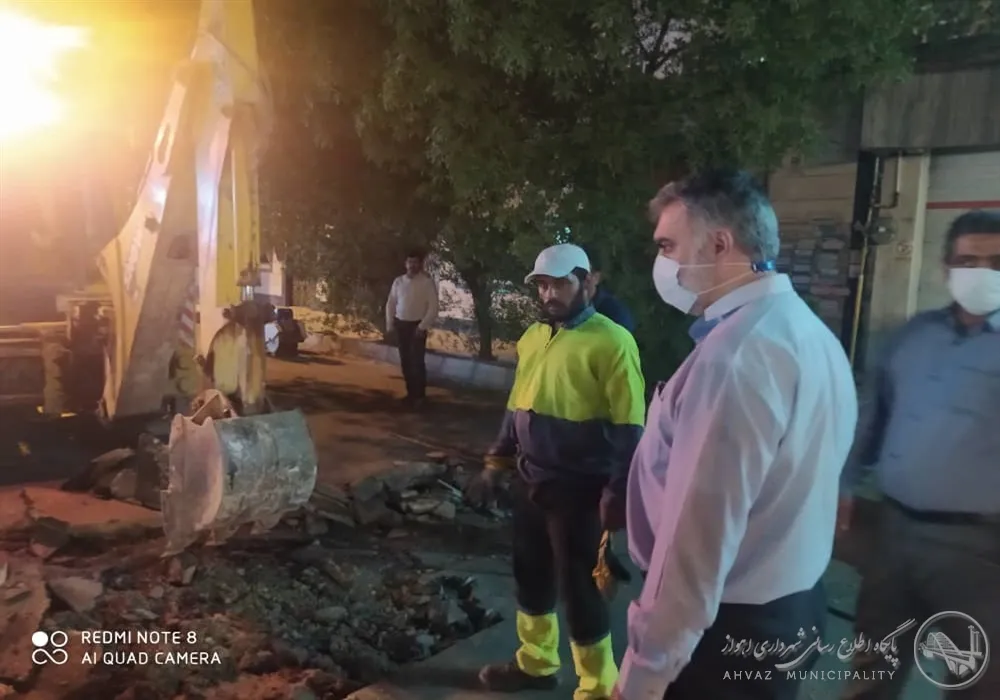 بازدید سرپرست شهرداری اهواز از اکیپهای اسفالت سطح شهر