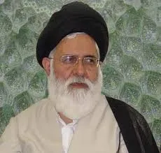 نمایش دادن تجملات و گپ زدن مرد و زن نامحرم کنار هم در صدا و سیما