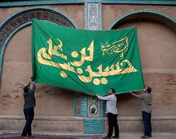 برپایی موکب های سلامت و خیمه های روضه در فضاهای باز بافت پیرامونی حرم مطهر